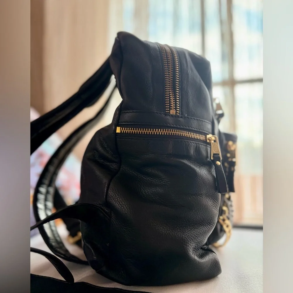 Ash Black Leather Backpack with Gold Chain Accents - Picture 4 of 8